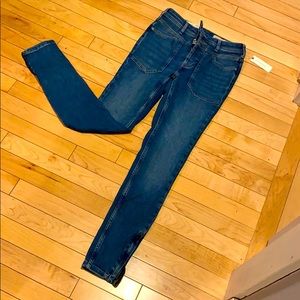 Anthropologie High-Rise Skinny Jean, size 25